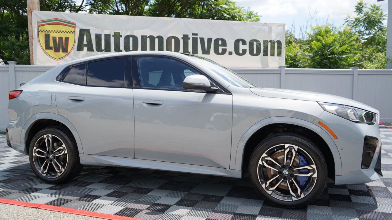 Used 2026 BMW X2 xDrive28i AWD/4WD image 4