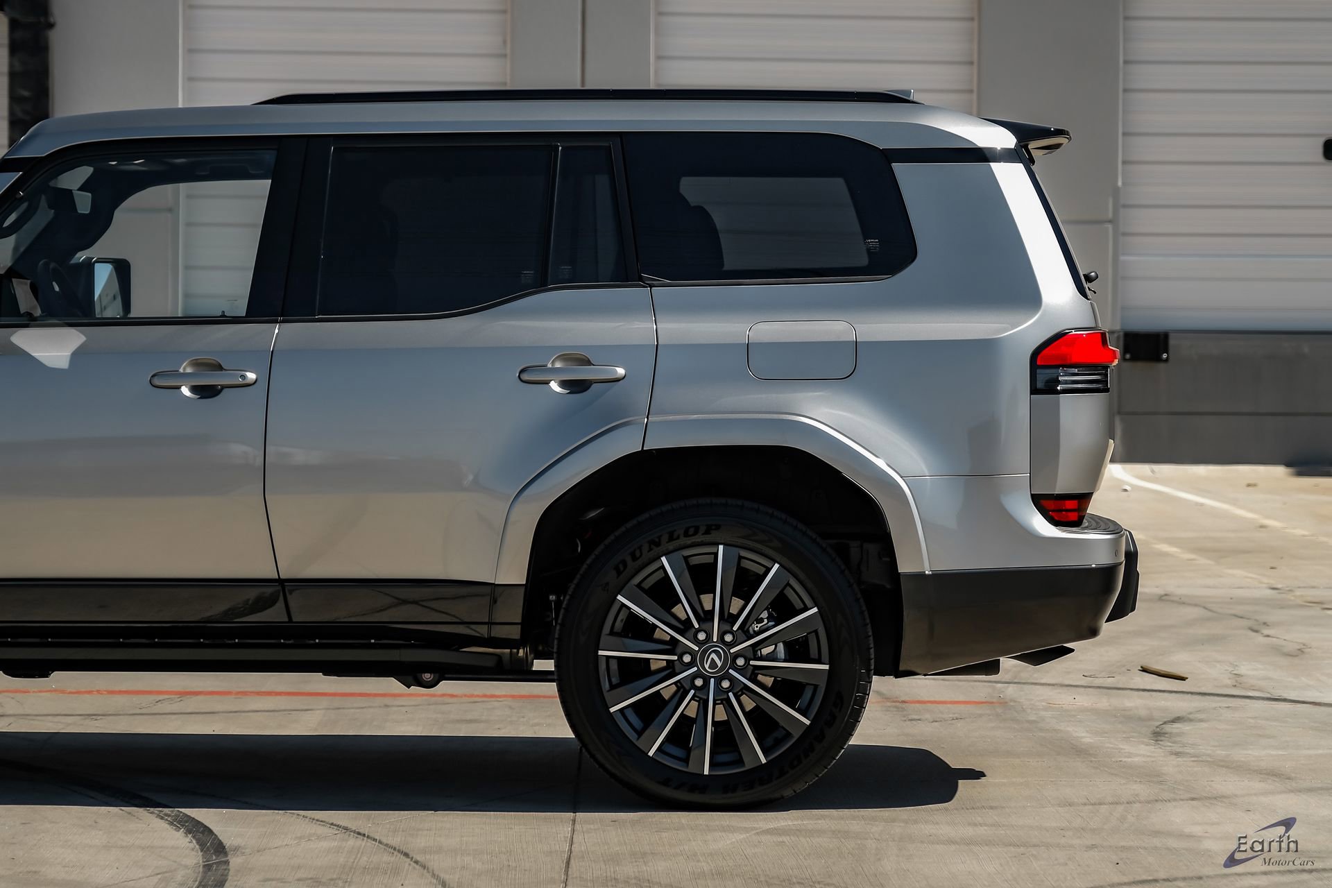 Used 2025 Lexus GX 550 550 Luxury+ HUD Traffic LIFTED w/ Accessory Package (2T) image 9