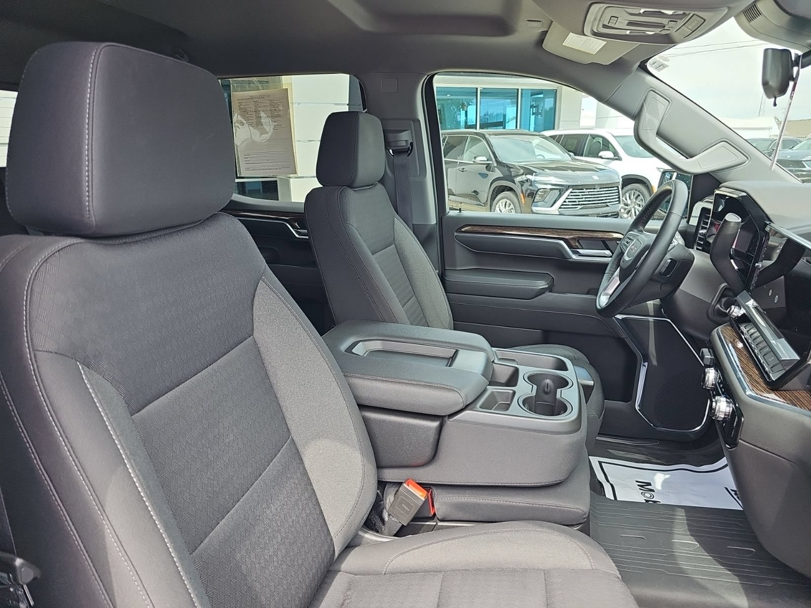 Used 2023 GMC Sierra 1500 SLE w/ Preferred Package AWD/4WD image 35