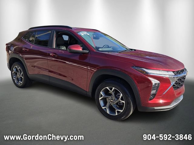 Certified 2025 Chevrolet Trax LT w/ LT Convenience Package image 8