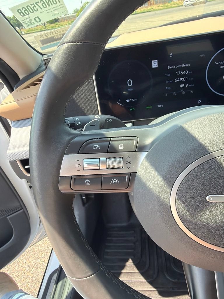 Used 2025 Hyundai Sonata Limited FWD image 14