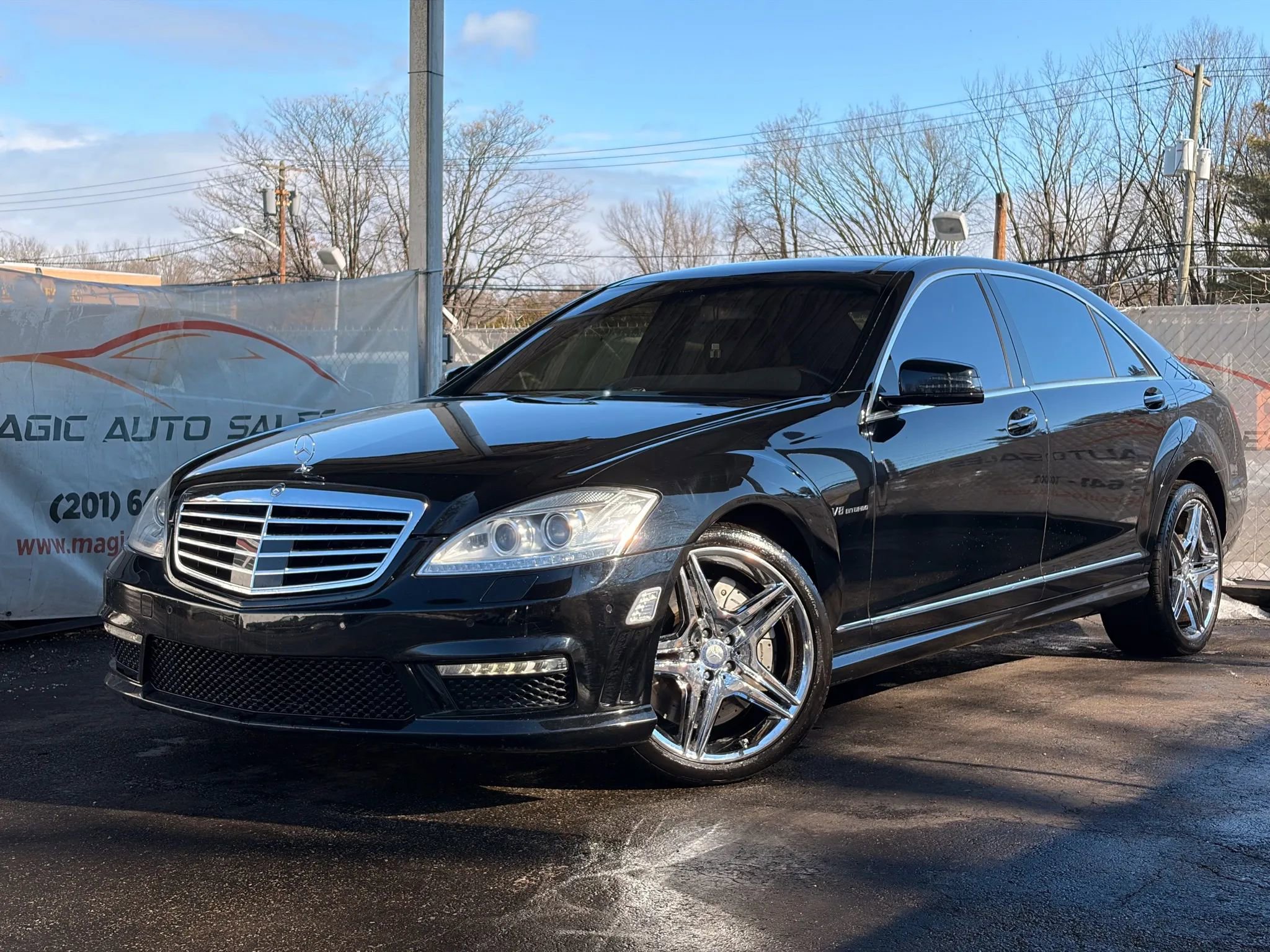 Used 2011 Mercedes-Benz S 63 AMG image 1