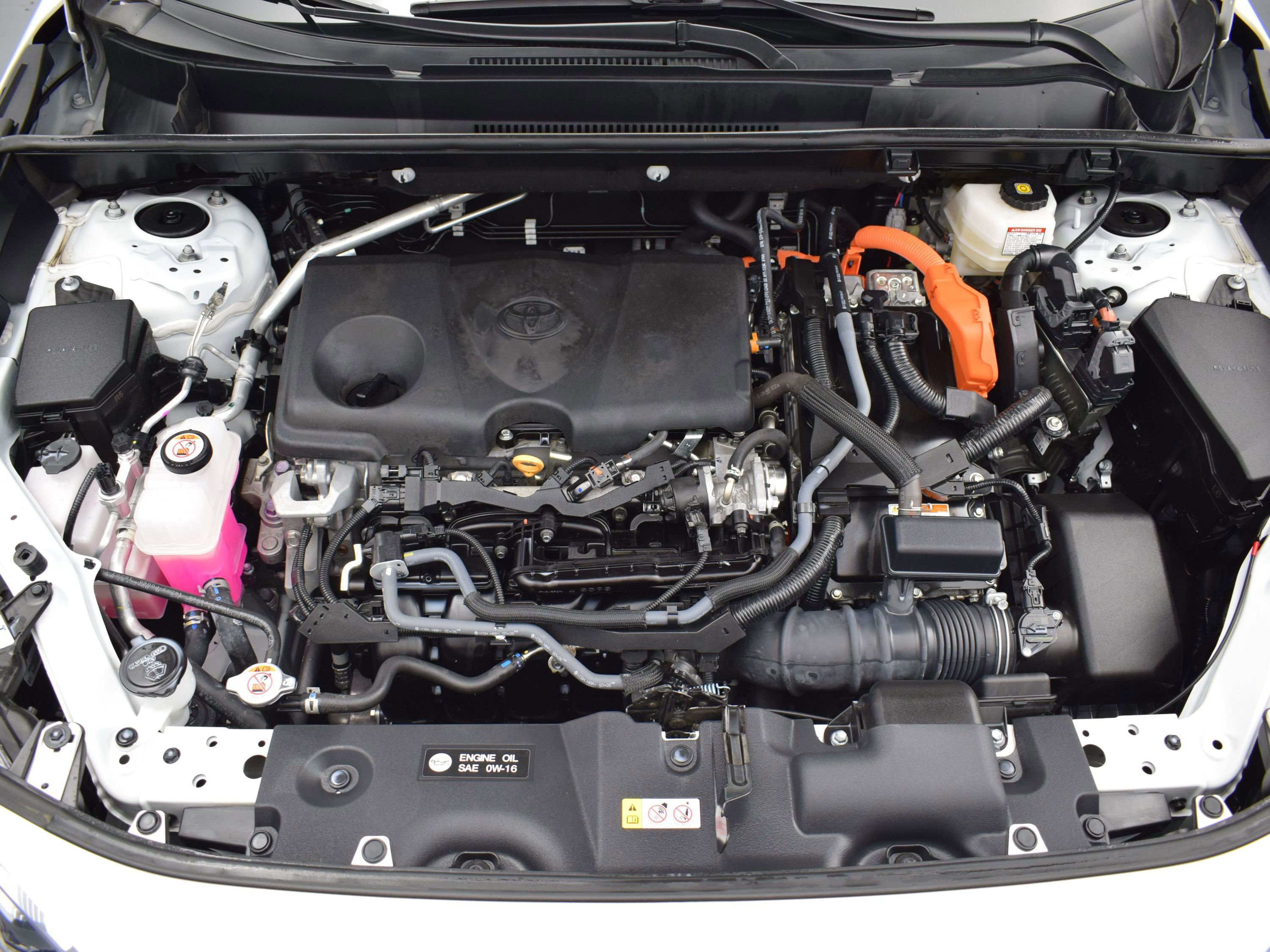 Used 2022 Toyota RAV4 XLE image 9