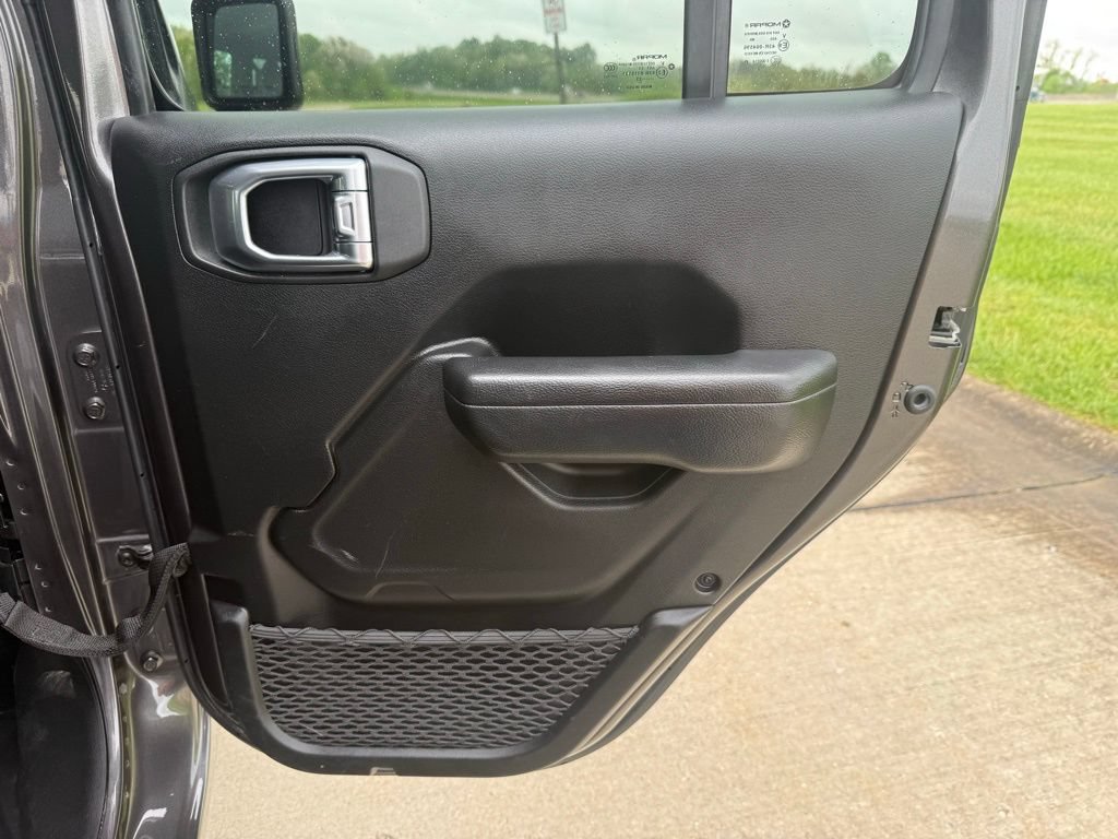 Used 2023 Jeep Wrangler Unlimited Sport AWD/4WD image 14
