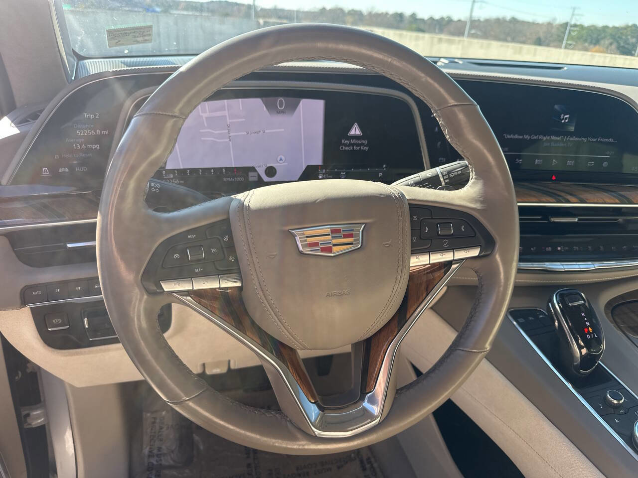 Used 2021 Cadillac Escalade Sport Platinum image 28