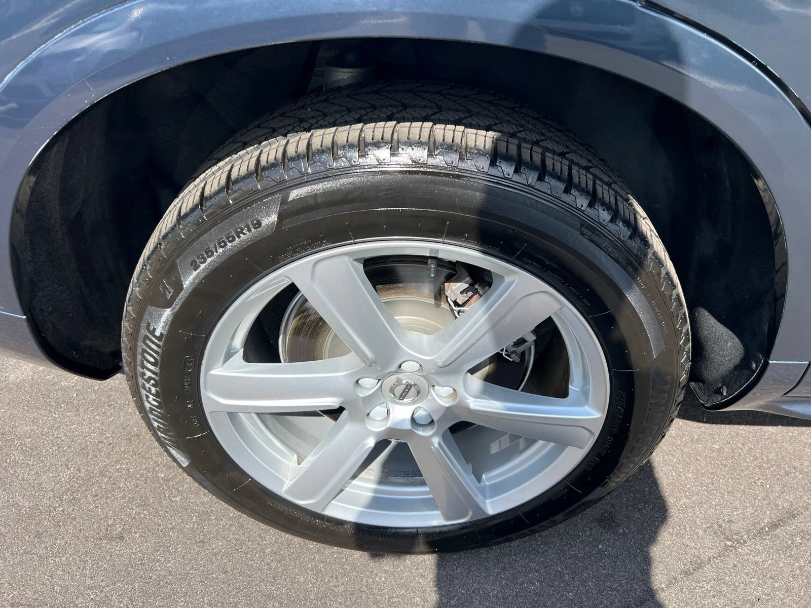Used 2023 Volvo XC90 B5 Core AWD/4WD image 14