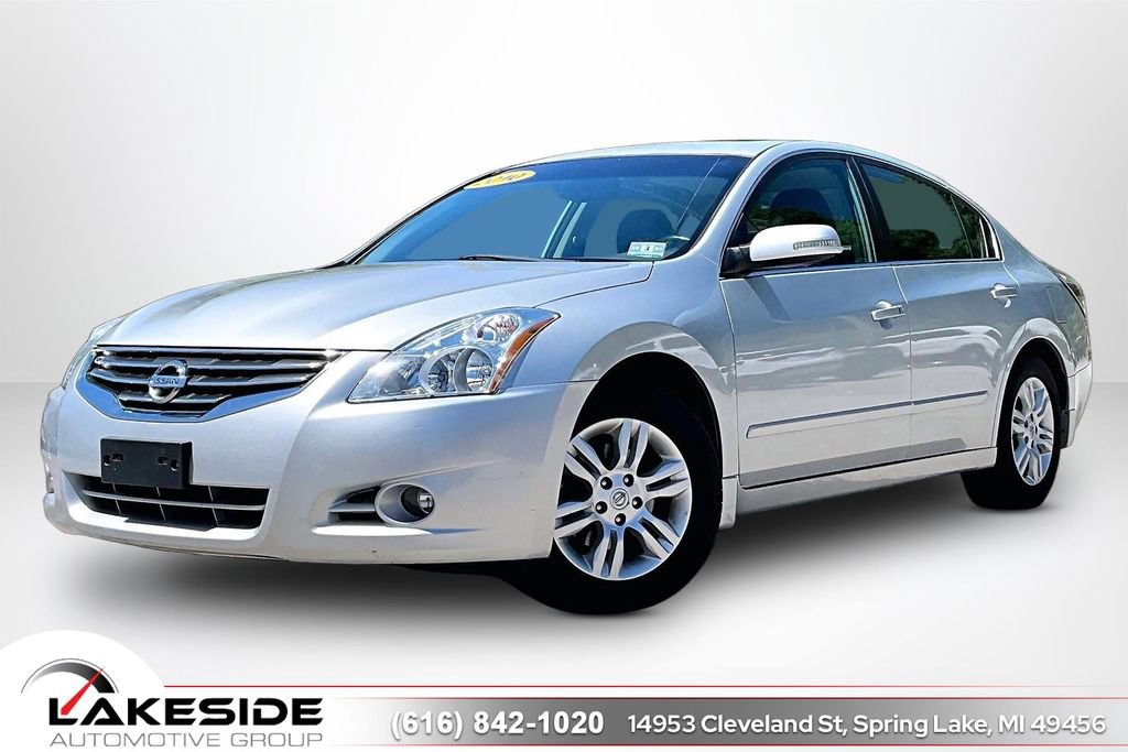 Used 2010 Nissan Altima 2.5 SL w/ SL Pkg FWD image 1