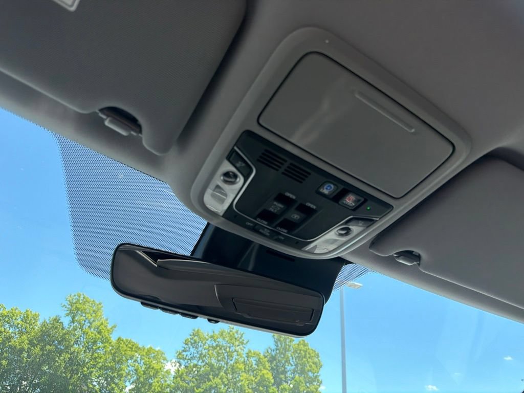 Used 2020 Honda Pilot Elite image 14