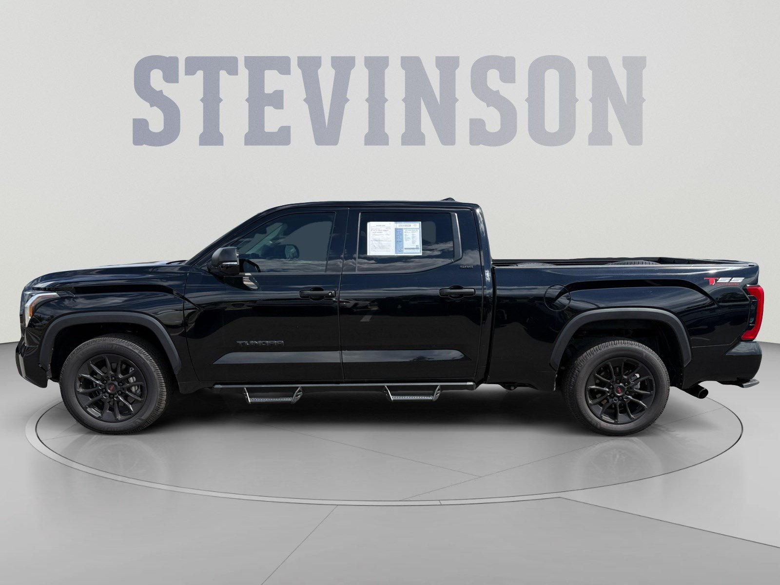 Used 2023 Toyota Tundra SR5 w/ SR5 Convenience Package RWD image 2