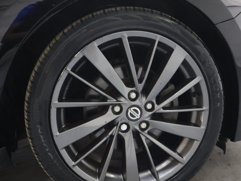 Used 2019 Nissan Maxima Platinum w/ Reserve Package FWD image 34