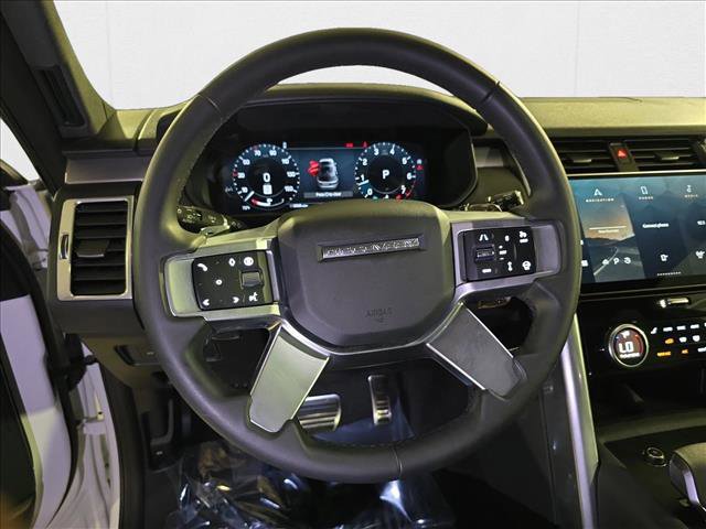 Certified 2024 Land Rover Discovery Dynamic SE image 15