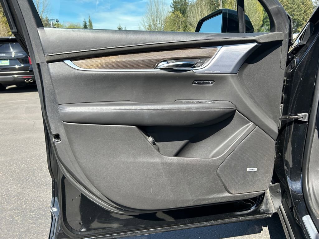 Used 2020 Cadillac XT6 Premium Luxury w/ Platinum Package image 22