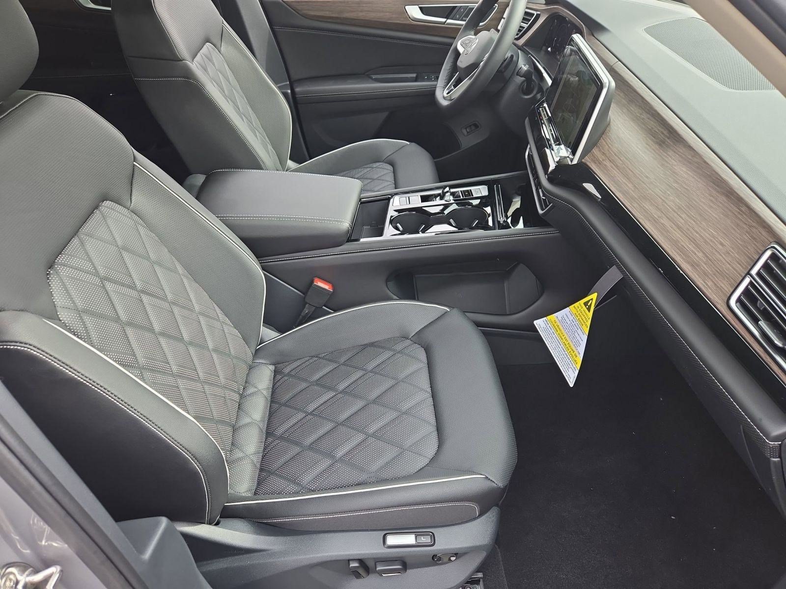 New 2026 Volkswagen Atlas SEL Premium R-Line AWD/4WD image 31