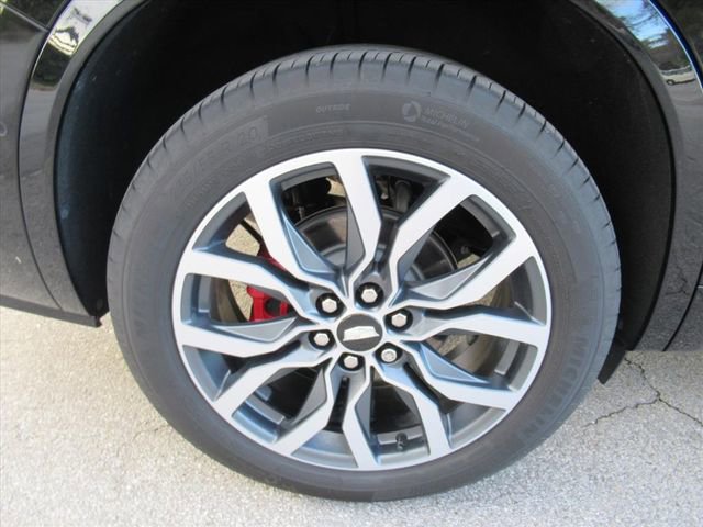 Certified 2024 Cadillac XT6 Sport w/ Technology Package image 36