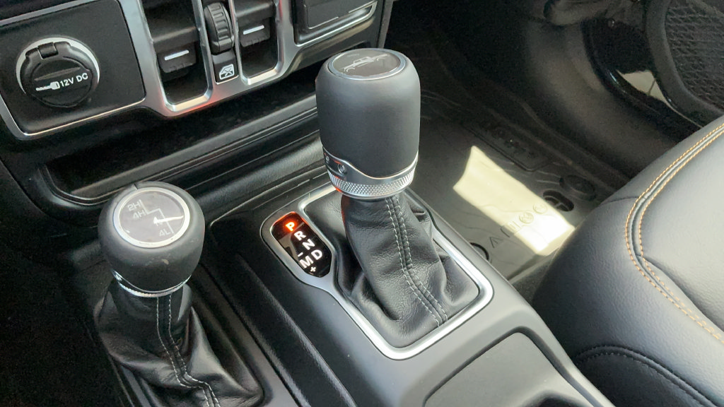 New 2026 Jeep Gladiator Sport AWD/4WD image 14