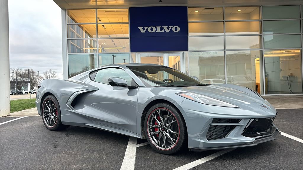 Used 2024 Chevrolet Corvette Stingray Coupe w/ 1LT image 2