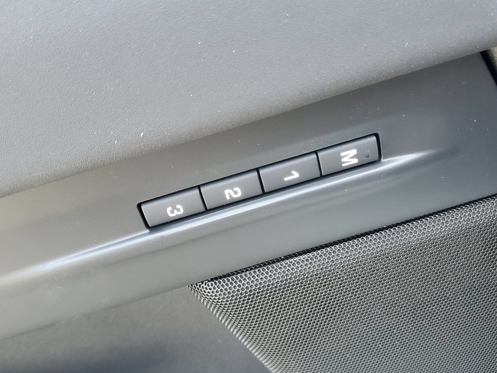 New 2026 Land Rover Range Rover Evoque S AWD/4WD image 10