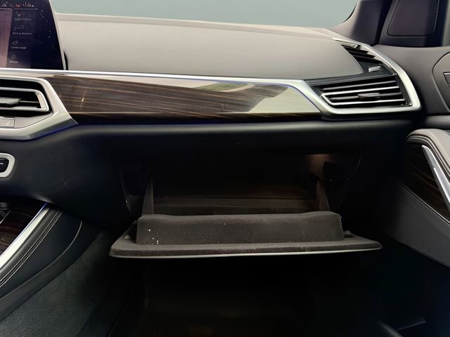 Used 2019 BMW X5 xDrive40i w/ Executive Package AWD/4WD image 27