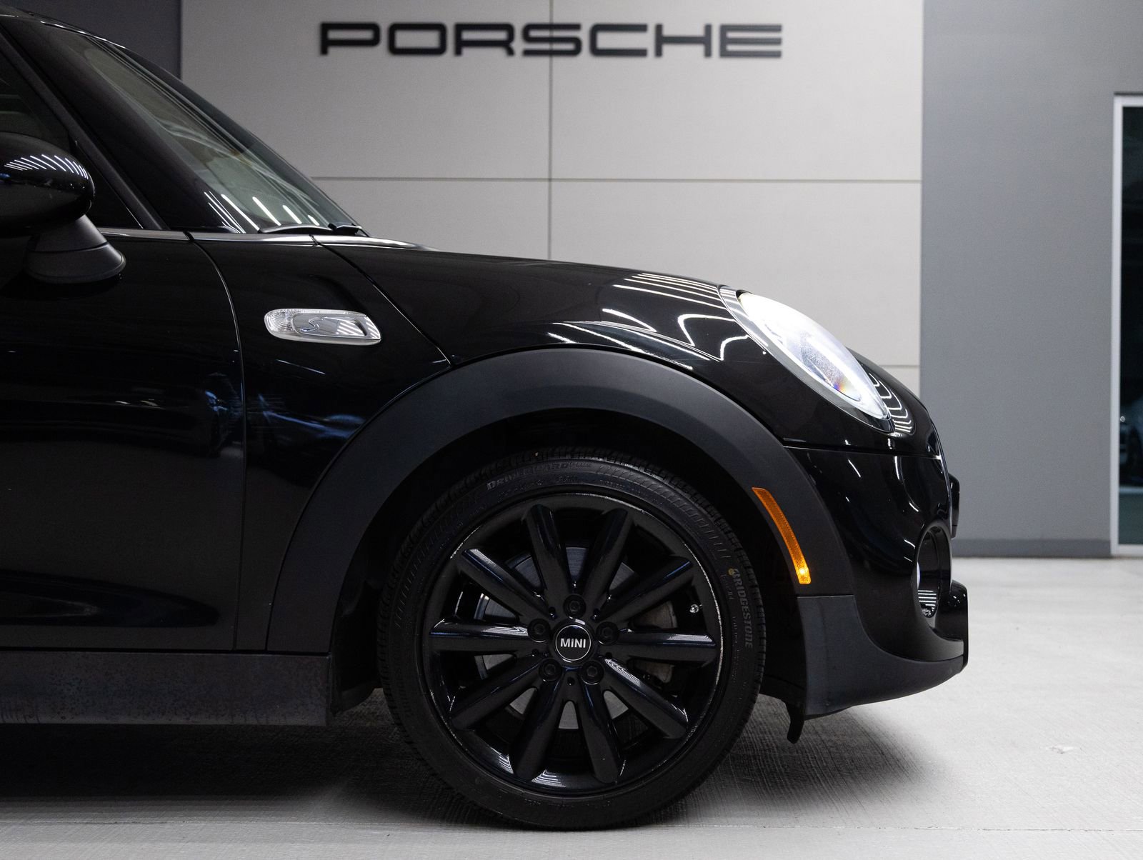 Used 2015 MINI Cooper S FWD image 11