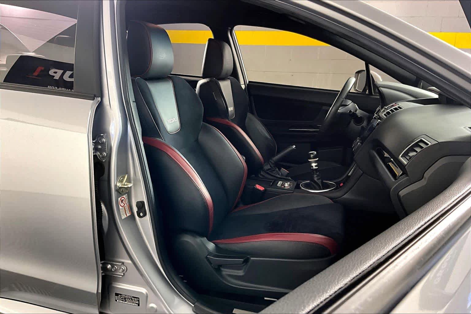 Used 2019 Subaru WRX STI AWD/4WD image 9