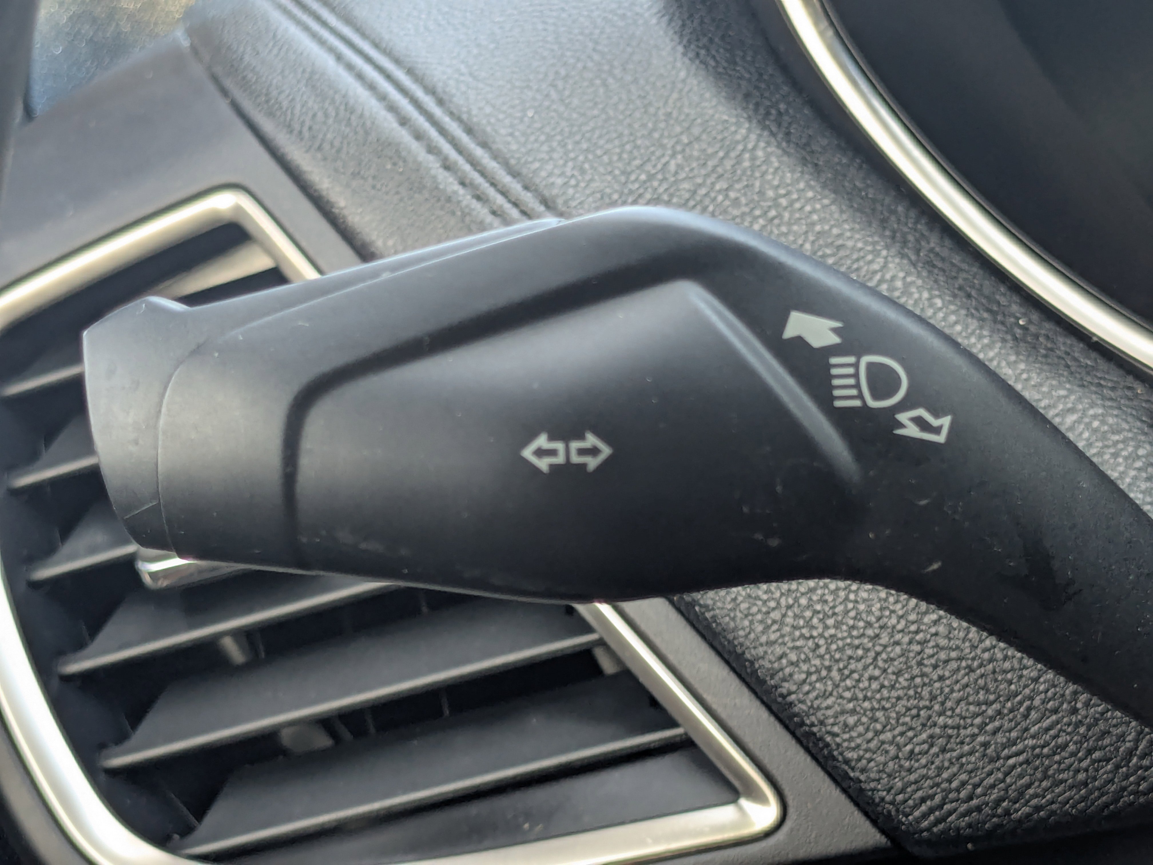 Used 2017 Lincoln MKX Reserve image 30