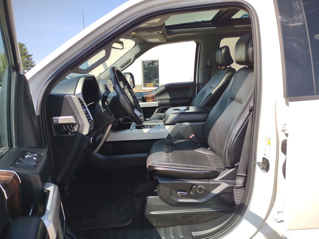 Used 2015 Ford F150 Lariat w/ Equipment Group 502A Luxury AWD/4WD image 17