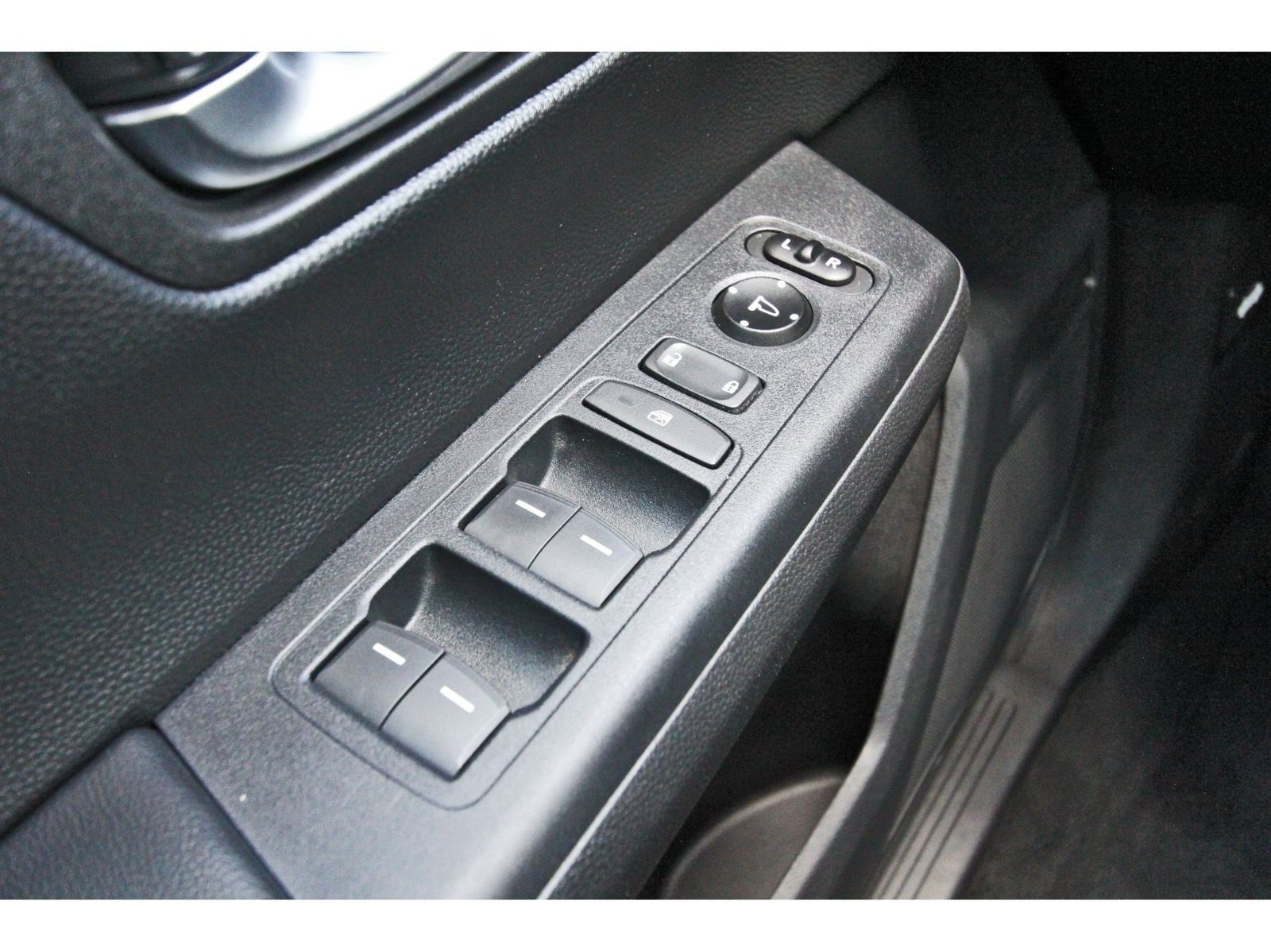 Used 2025 Honda CR-V Sport-L image 22