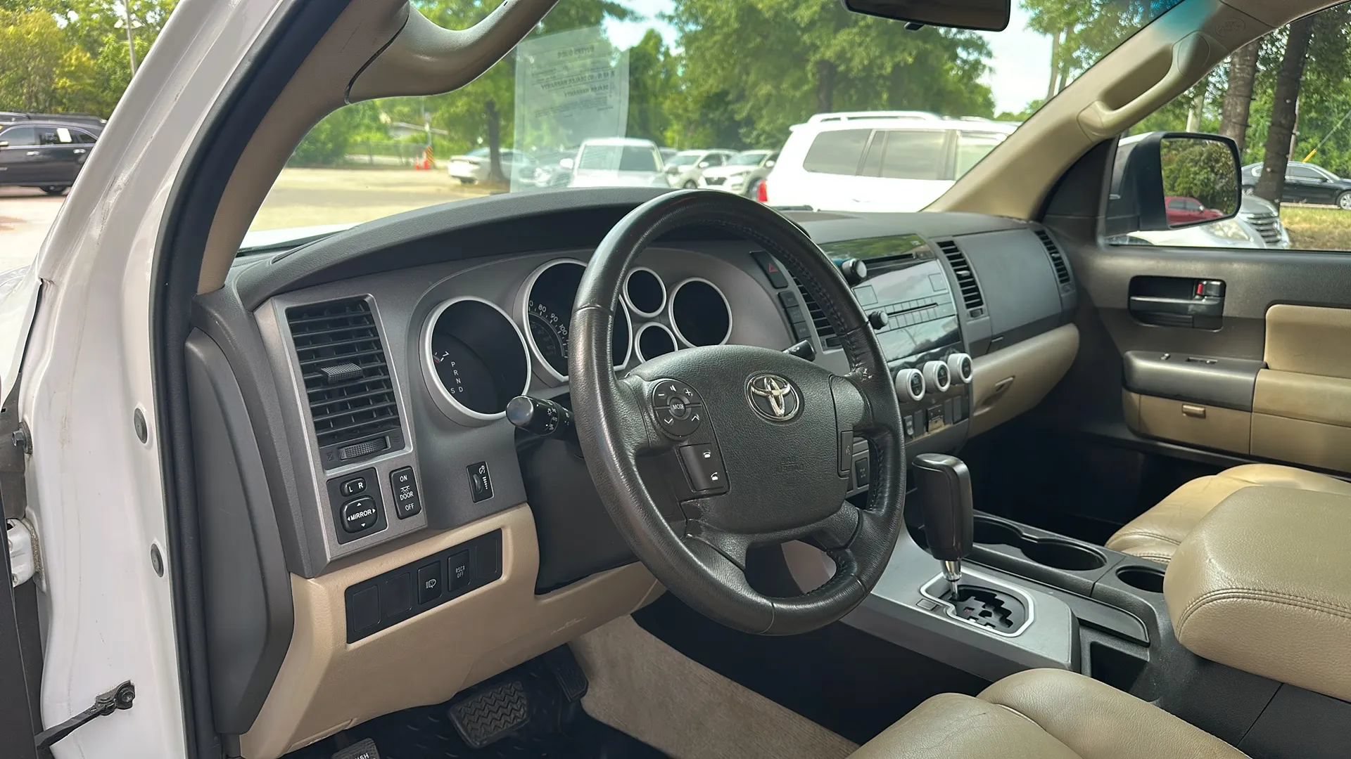 Used 2011 Toyota Sequoia SR5 AWD/4WD image 13