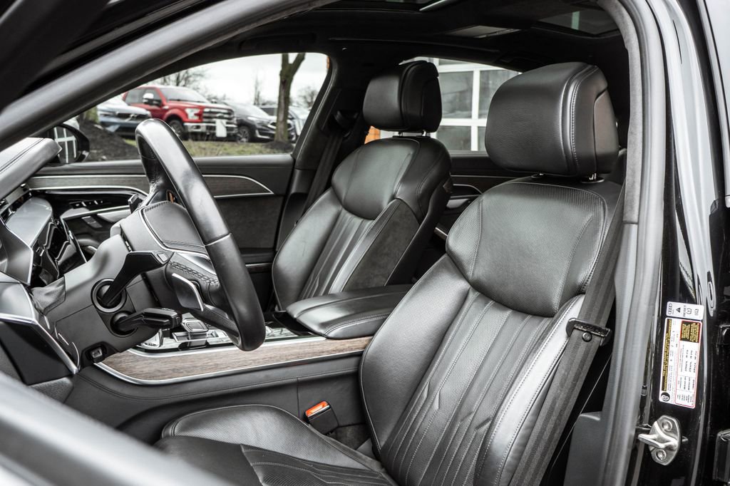 Used 2021 Audi A8 L 4.0T w/ Luxury Package image 7
