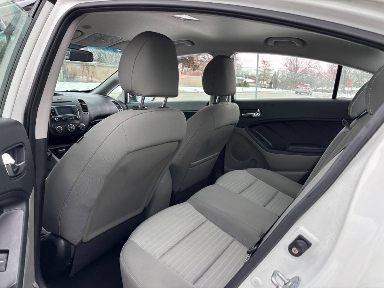 Used 2016 Kia Forte EX image 14