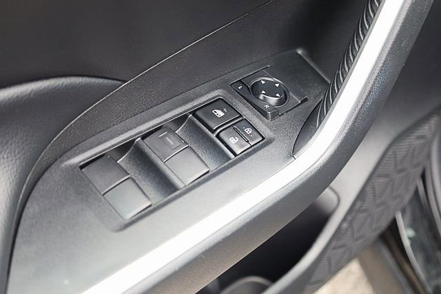 Used 2024 Toyota RAV4 LE image 33