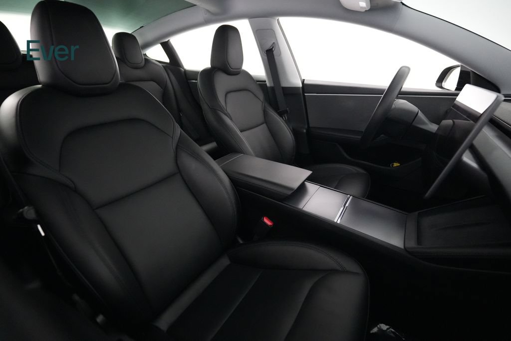 Used 2024 Tesla Model 3 Standard Range RWD image 23