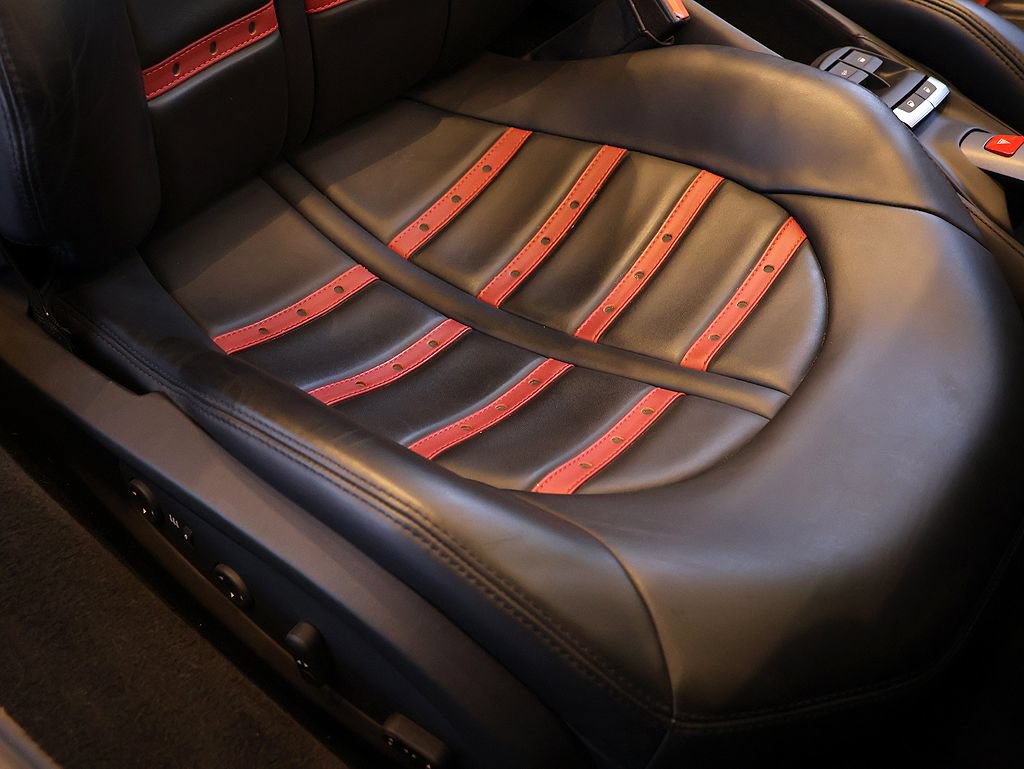 Certified 2018 Ferrari 488 Spider RWD image 18