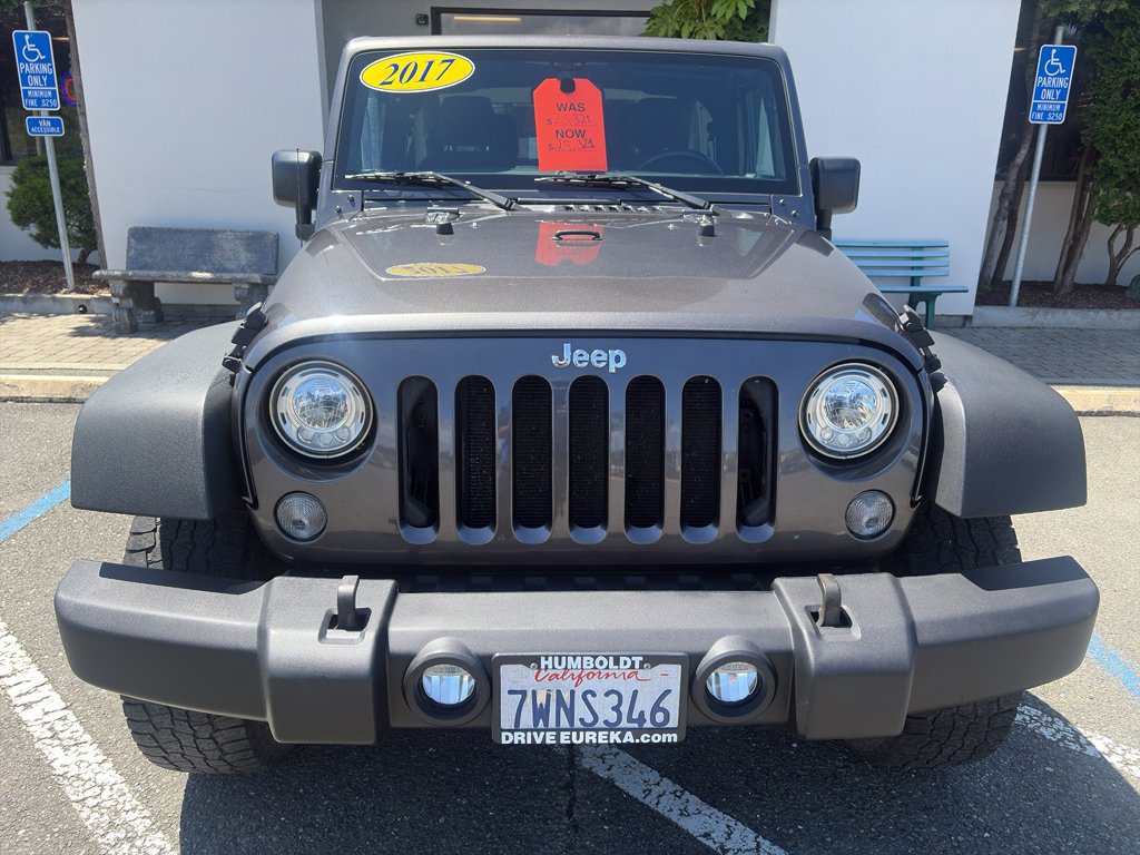 Used 2017 Jeep Wrangler Rubicon w/ Power Convenience Group AWD/4WD image 24