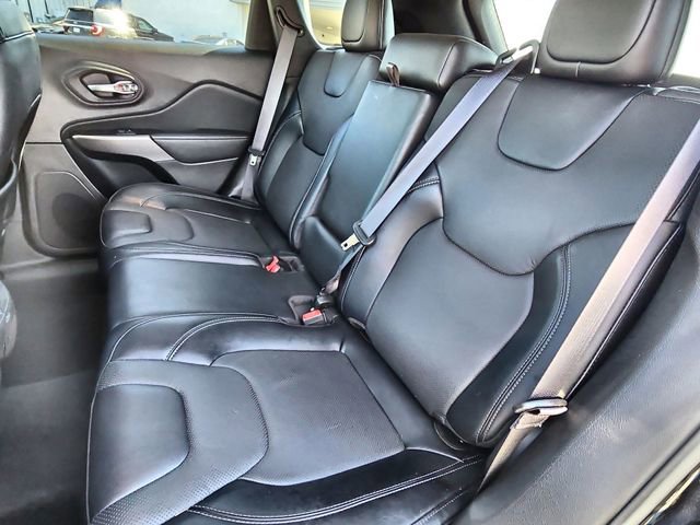 Used 2022 Jeep Cherokee Limited AWD/4WD image 20