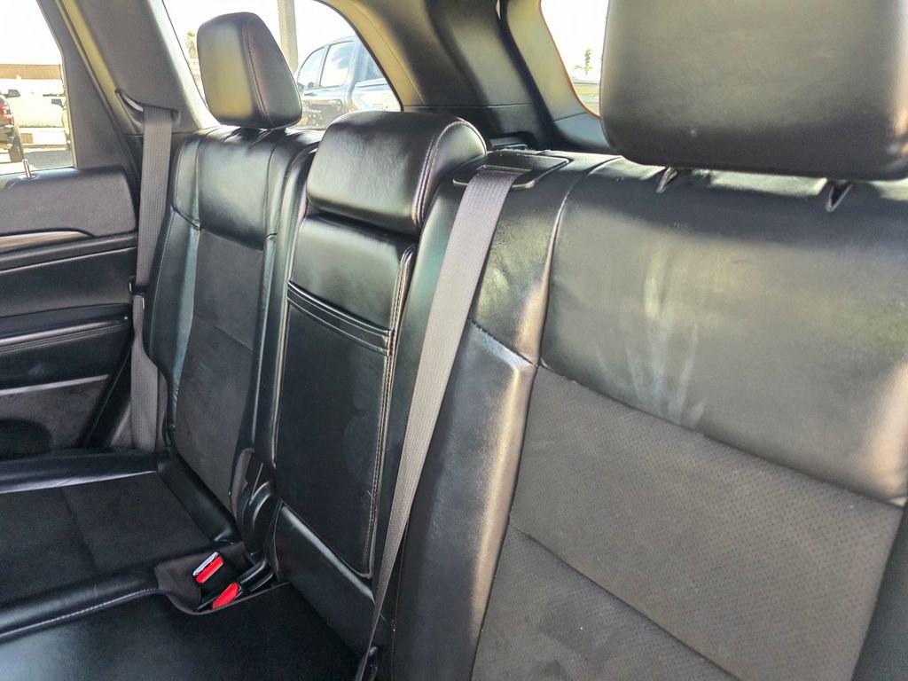 Certified 2021 Jeep Grand Cherokee Laredo X image 16