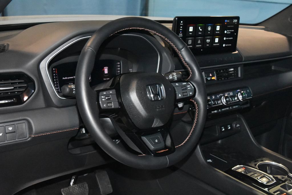 Used 2026 Honda Passport TrailSport Elite image 2