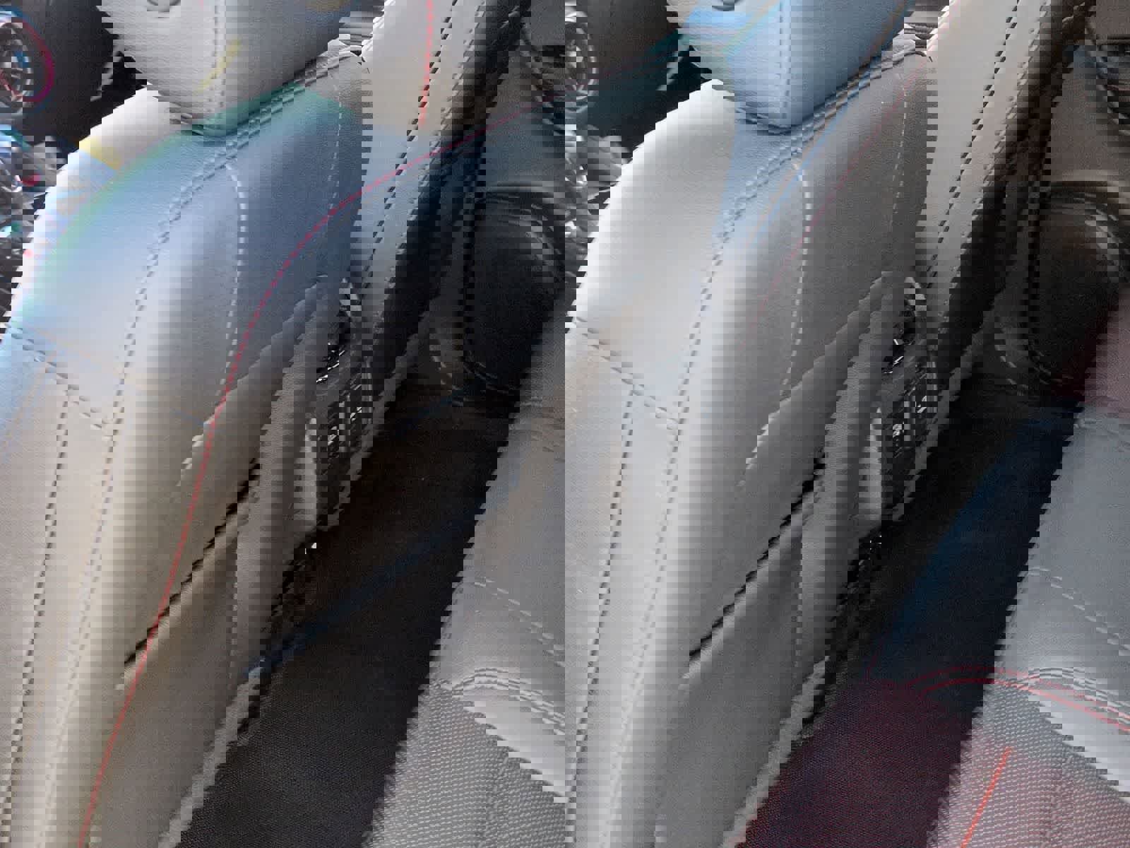 Used 2019 Chevrolet Blazer RS image 16