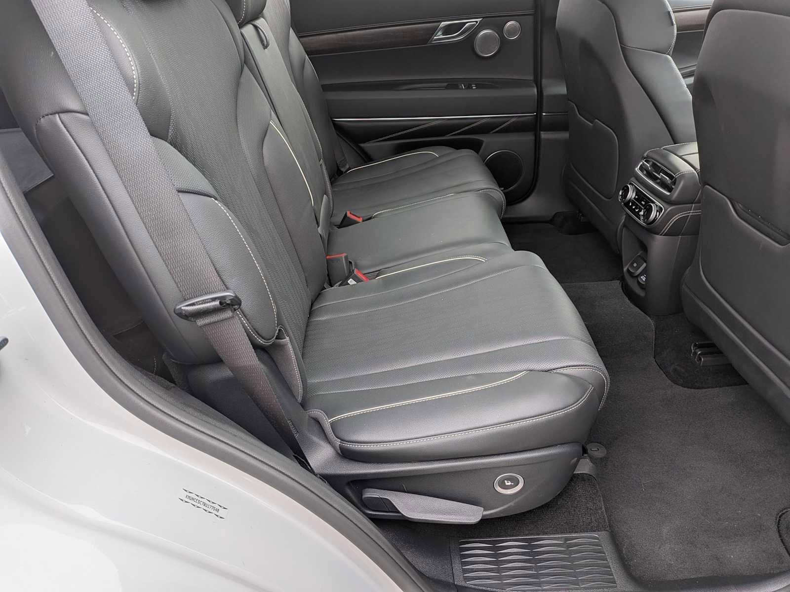 Used 2024 Genesis GV80 3.5T image 20