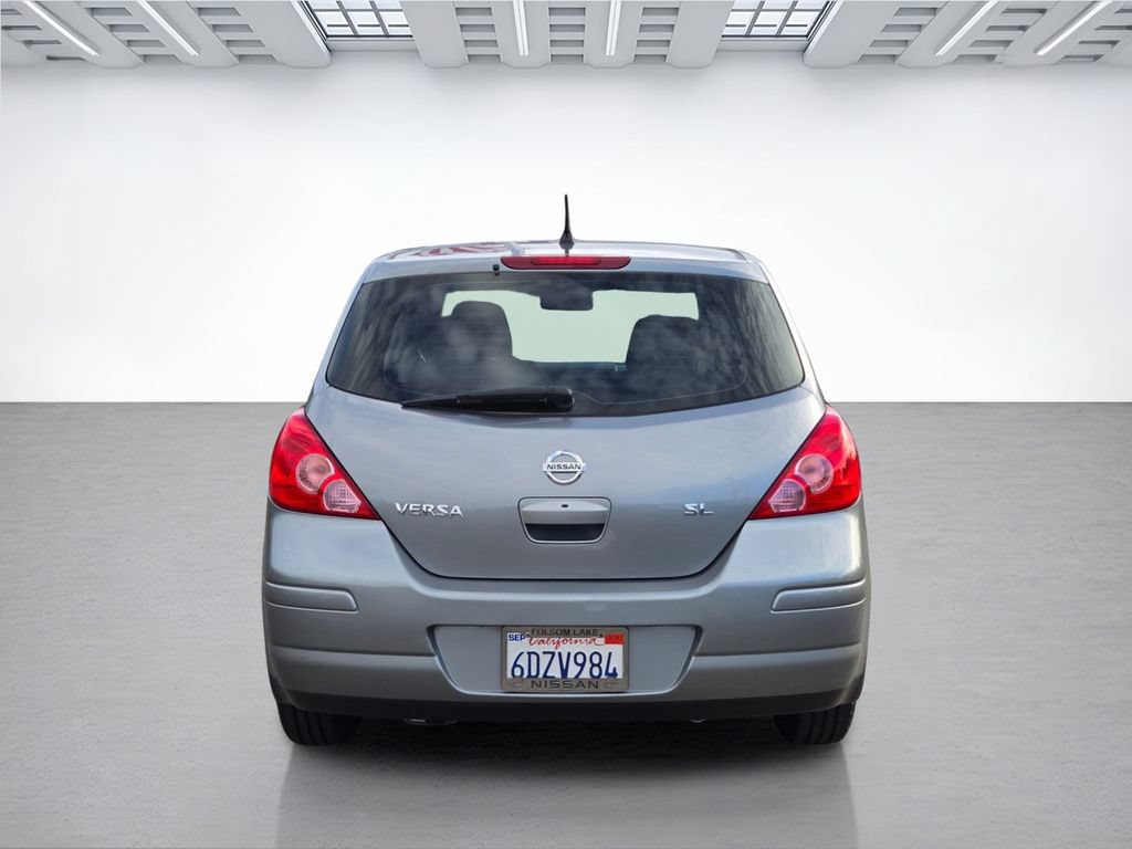Used 2009 Nissan Versa Hatchback w/ Convenience Pkg FWD image 5