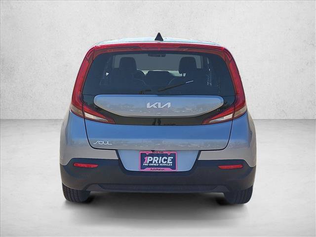 Used 2022 Kia Soul LX FWD image 7