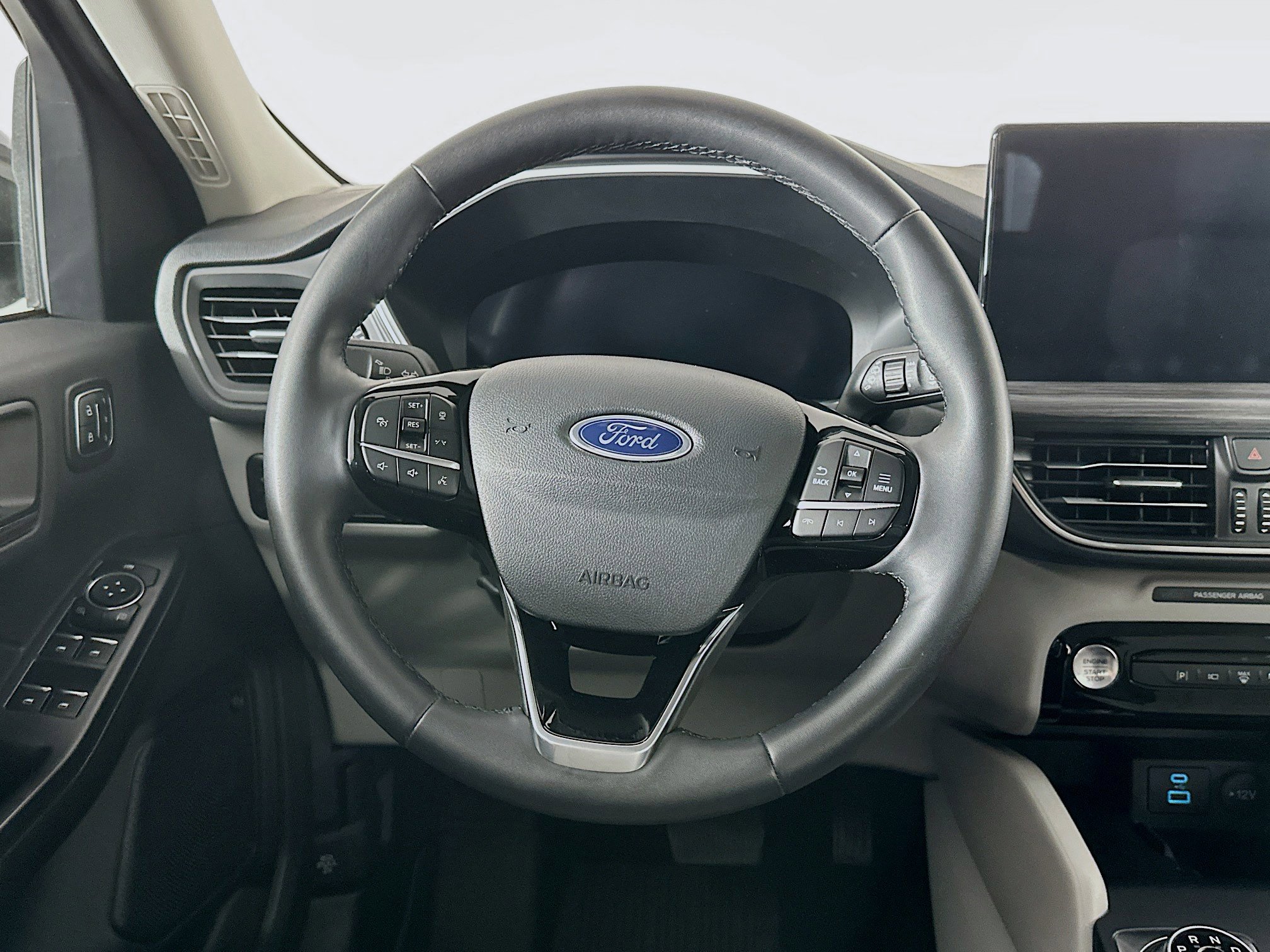 Used 2023 Ford Escape SE w/ PHEV Premium Package FWD image 18