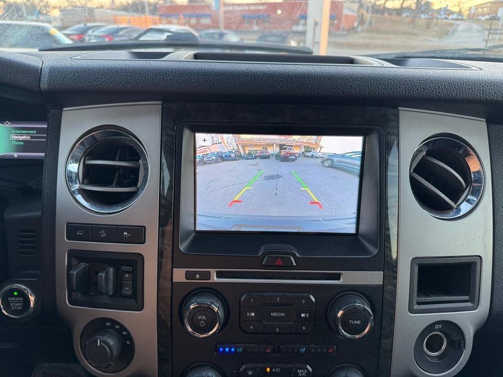 Used 2016 Ford Expedition EL Limited w/ Equipment Group 301A image 19