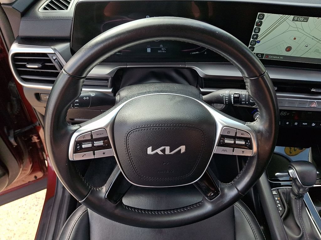 Used 2023 Kia Telluride S FWD image 19