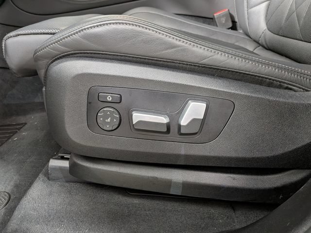 Used 2023 BMW X5 xDrive40i AWD/4WD image 19