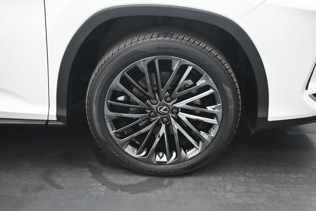 Used 2022 Lexus RX 350L Premium w/ Special Edition AWD/4WD image 28