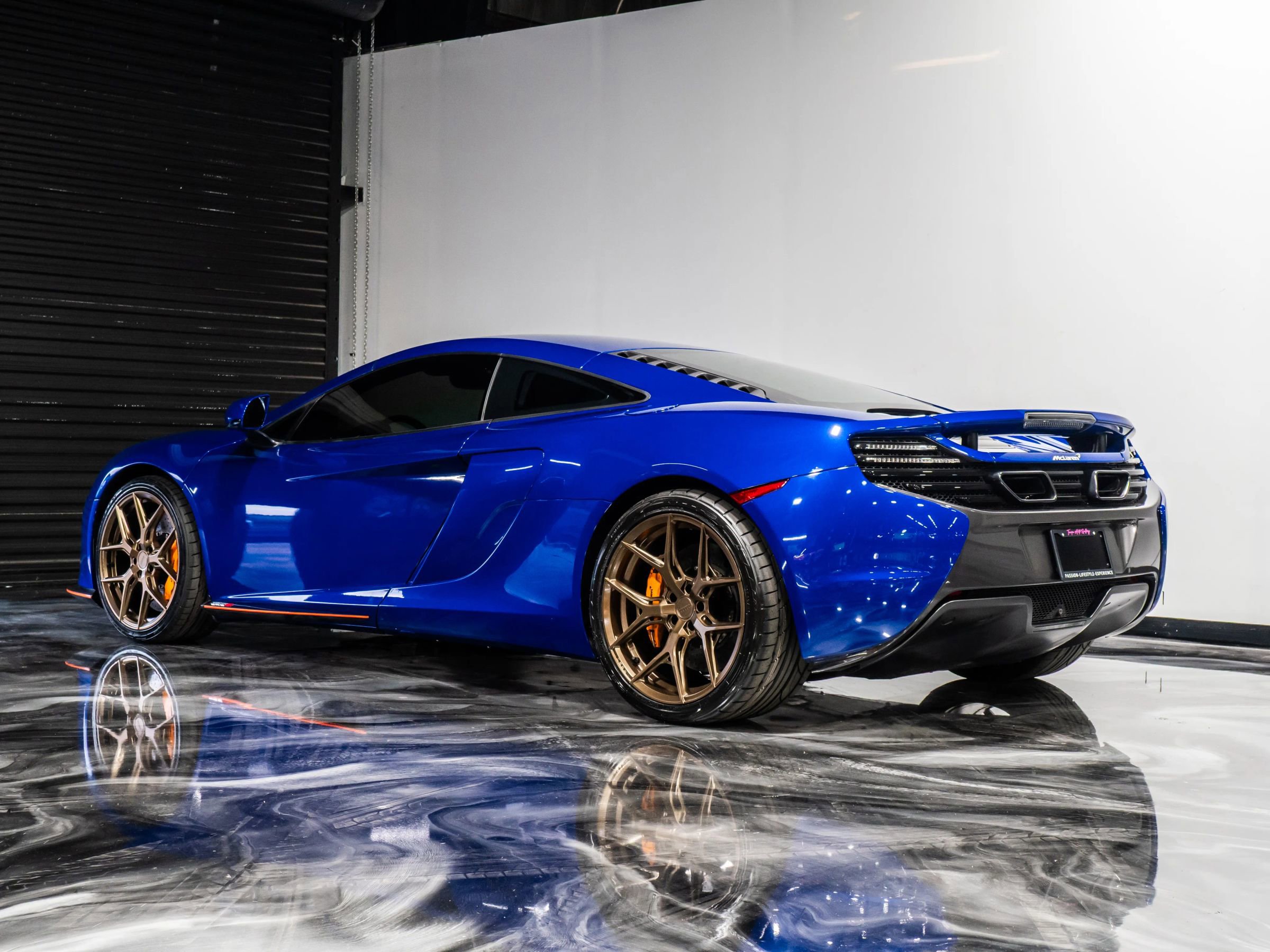 Used 2015 McLaren 650S Coupe image 12