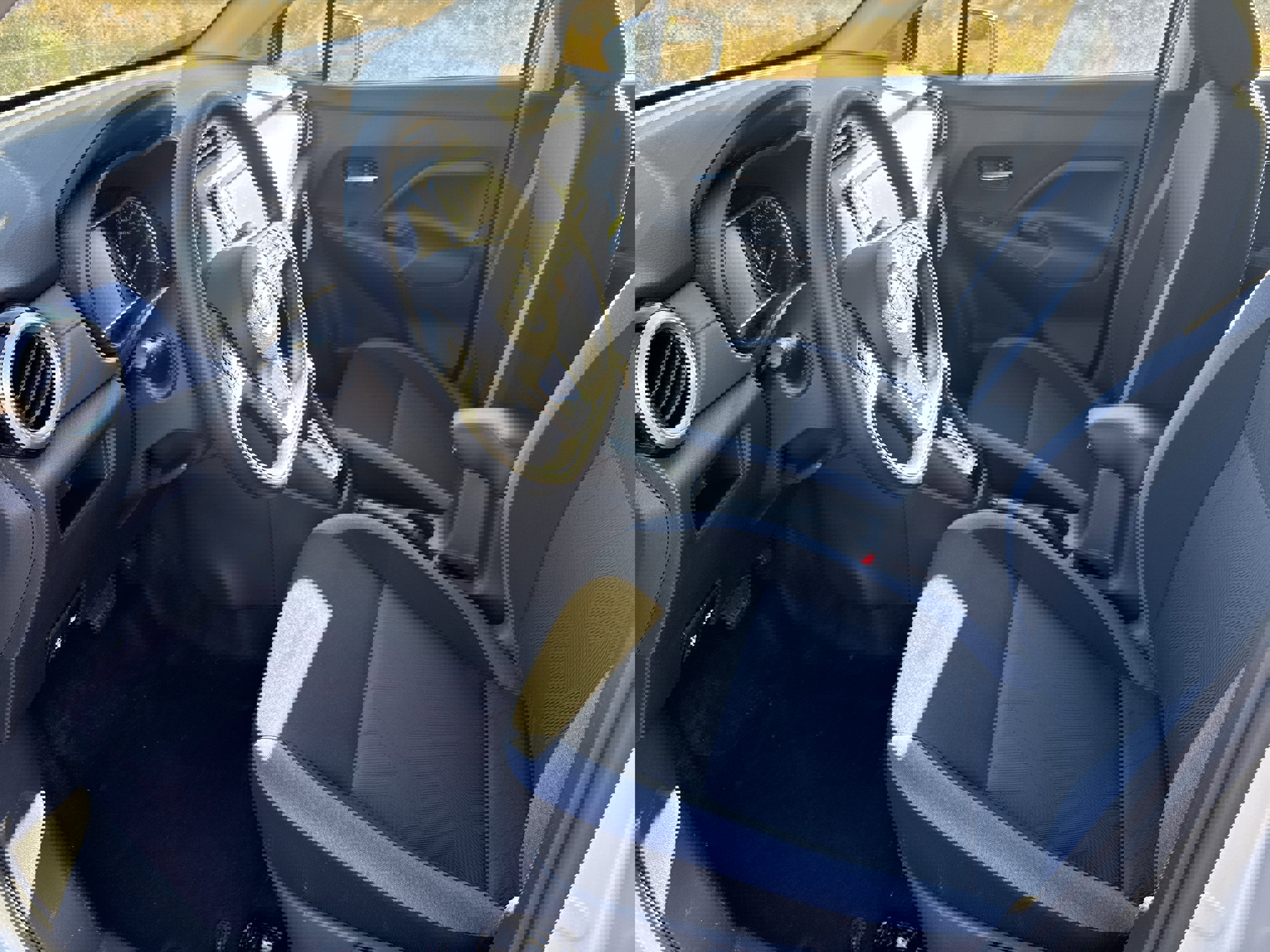 New 2025 Nissan Versa SV w/ Trunk Package image 4