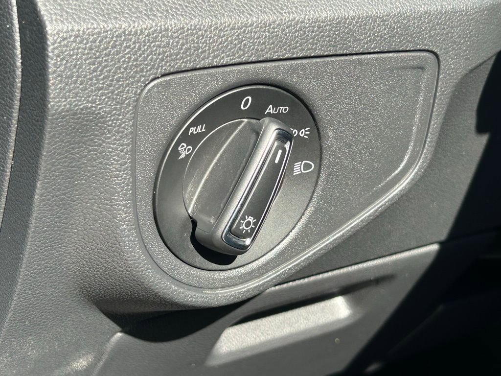 Used 2022 Volkswagen Atlas SE image 26