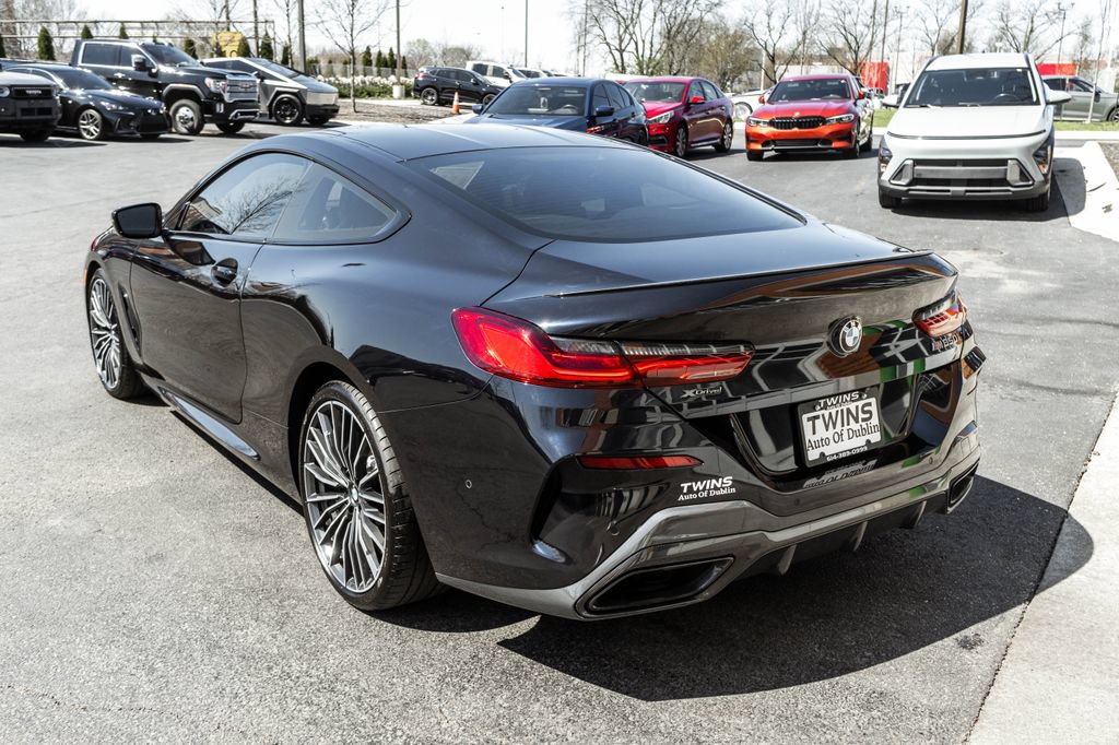 Used 2022 BMW M850i xDrive Coupe w/ M Carbon Exterior Package AWD/4WD image 37